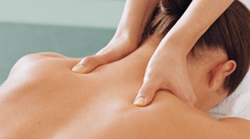Nackenmassage bei Osteochondrose